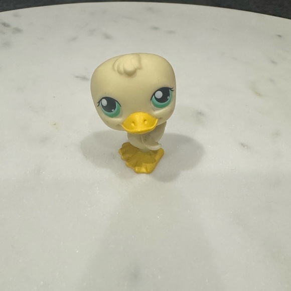 LPS #199 Yellow Duck 2005 Authentic Toy Hasbro Collector Littlest PetShop Figure - Picture 1 of 5